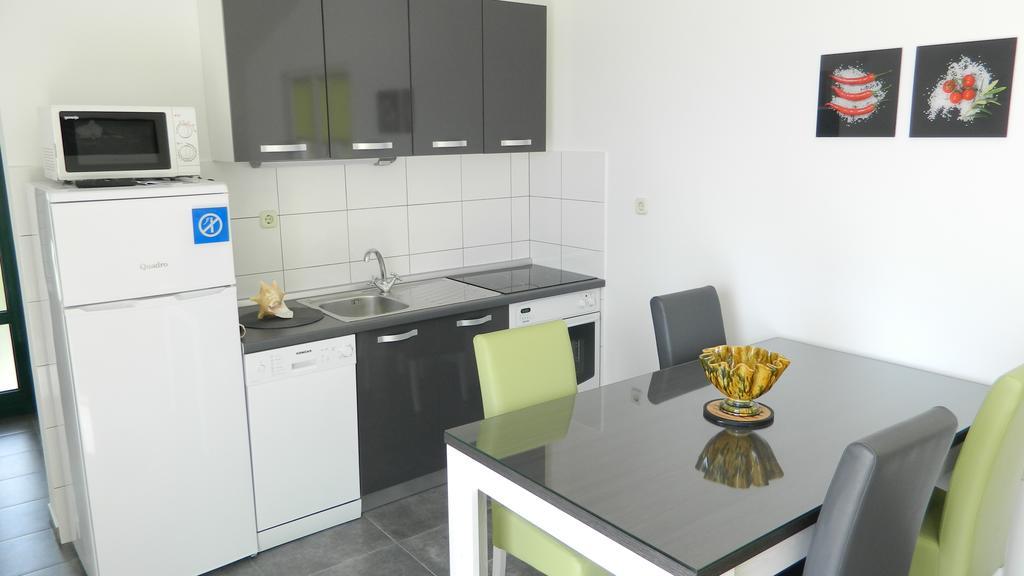 Apartmani Marinovic Podgora Exteriér fotografie